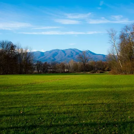 Due Ruote E Un Alloggio